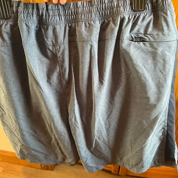 Men's XL Grey Active Shorts - Picture 5 of 7